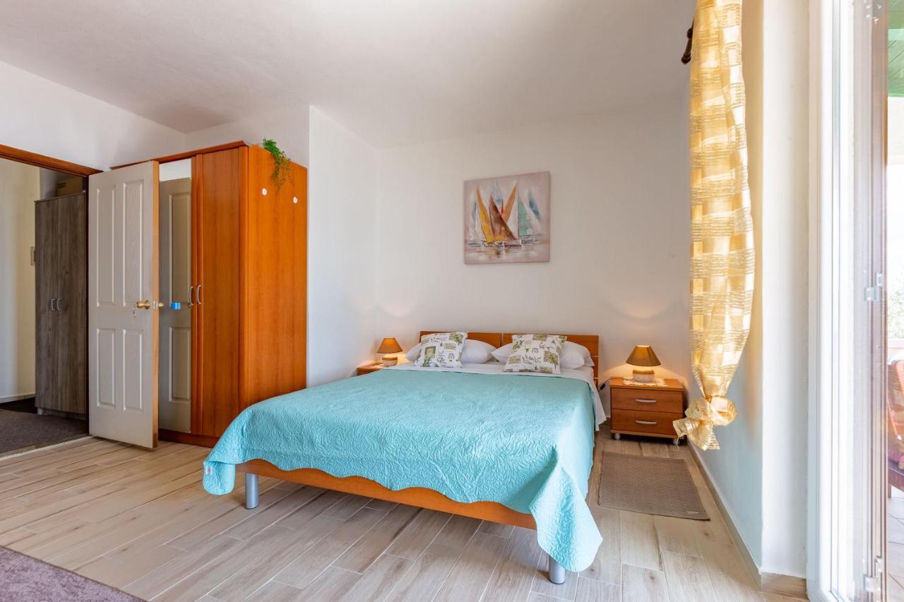 Mare-More Studio W Balcony And Beach Front And View Zadar Exterior foto