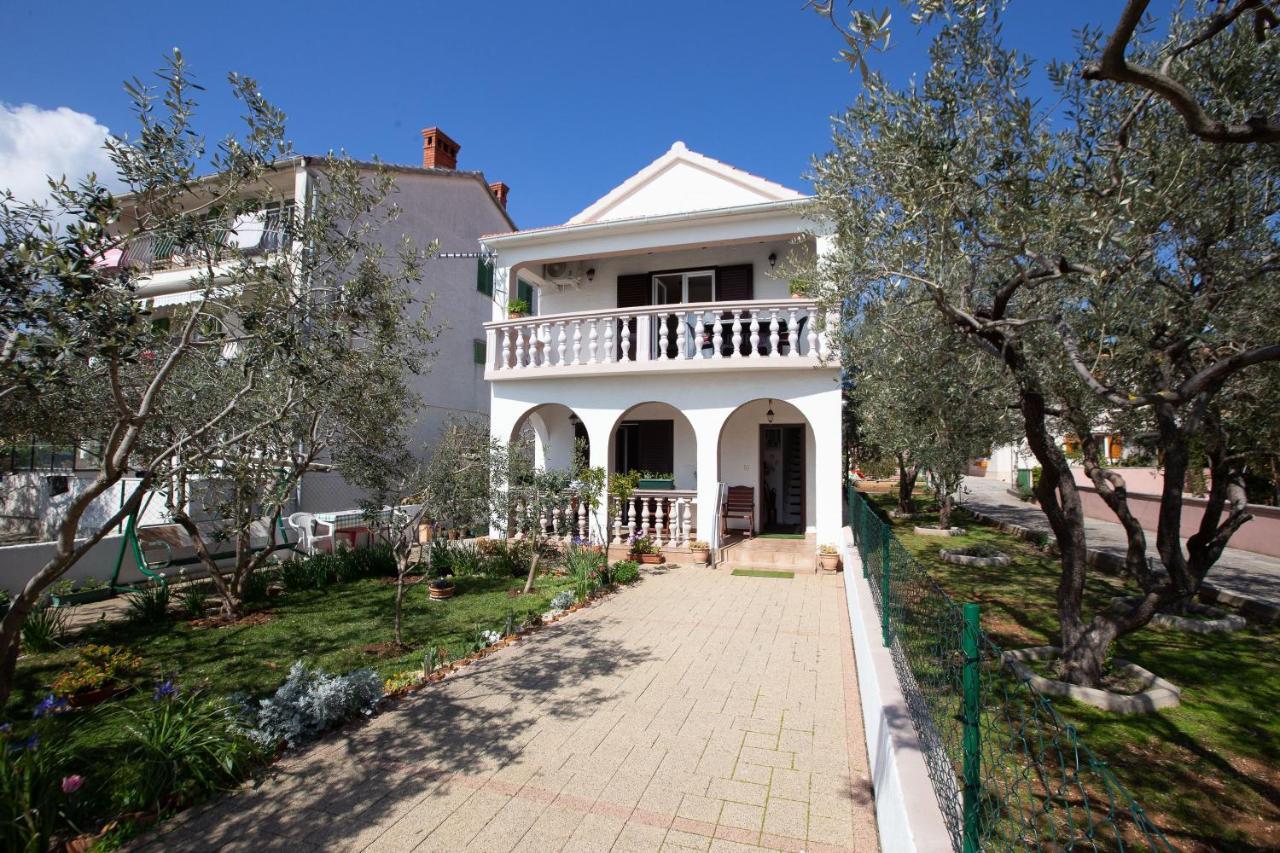 Mare-More Studio W Balcony And Beach Front And View Zadar Exterior foto