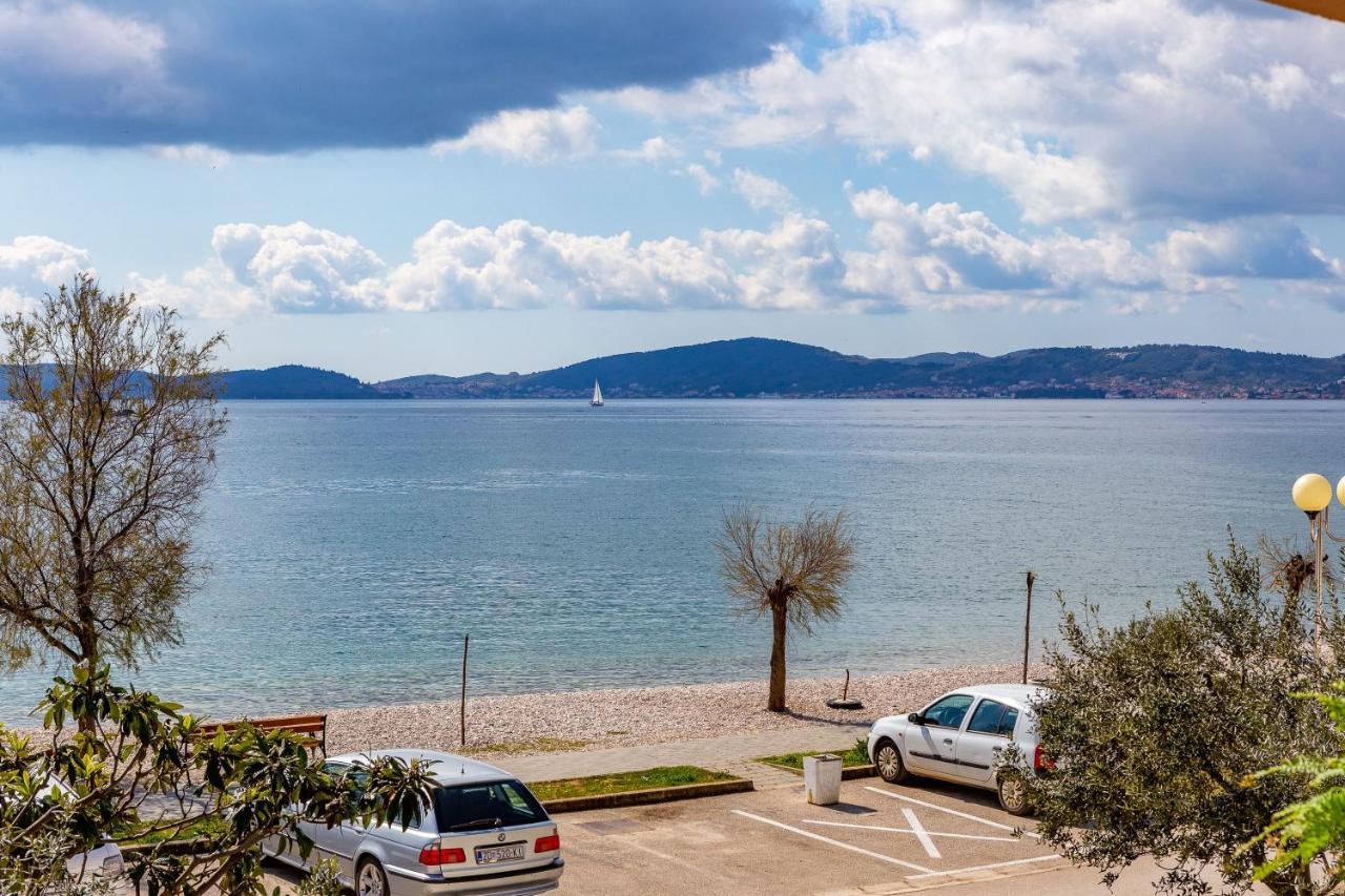 Mare-More Studio W Balcony And Beach Front And View Zadar Exterior foto